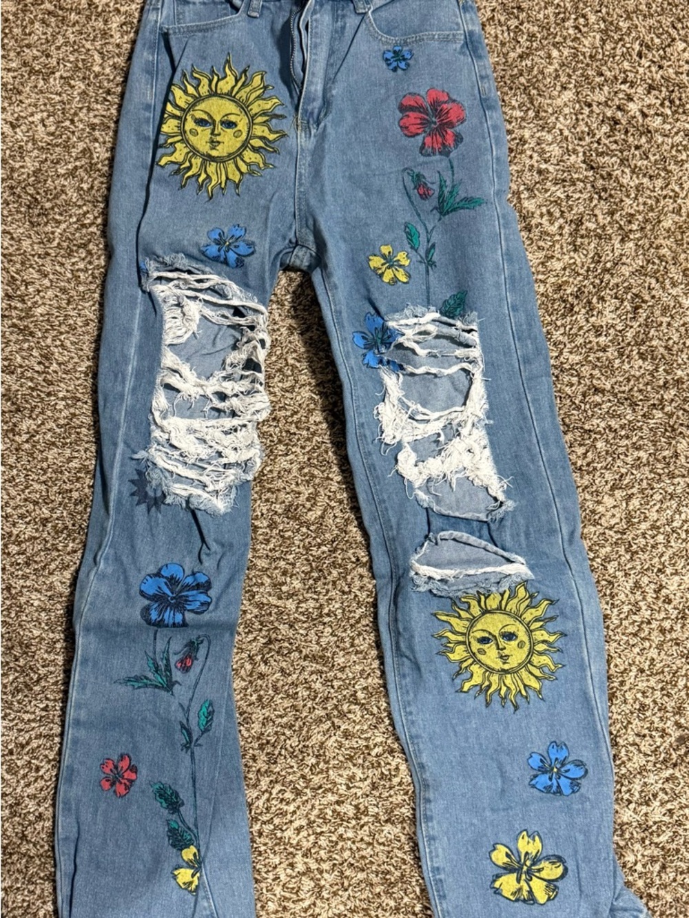SHEIN Light Blue Straight Leg Jeans with Sun & Floral Embroidery